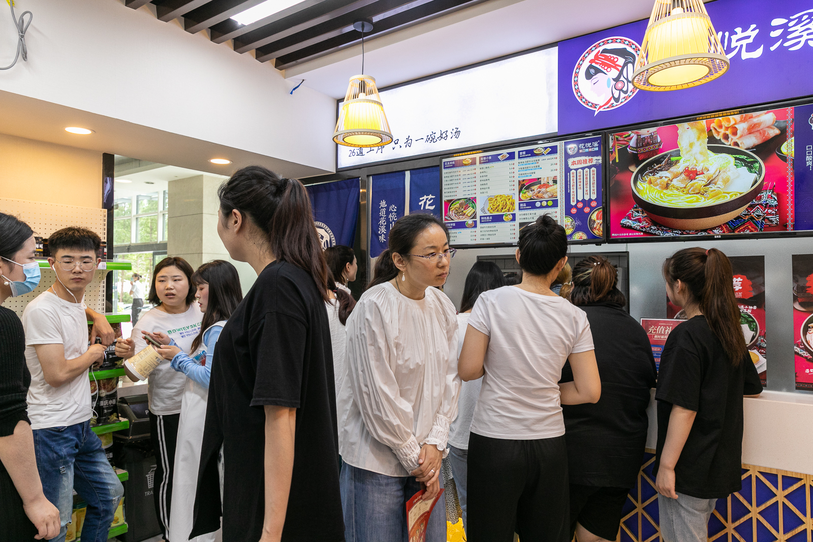 開米線店如何維護好與顧客的關系？